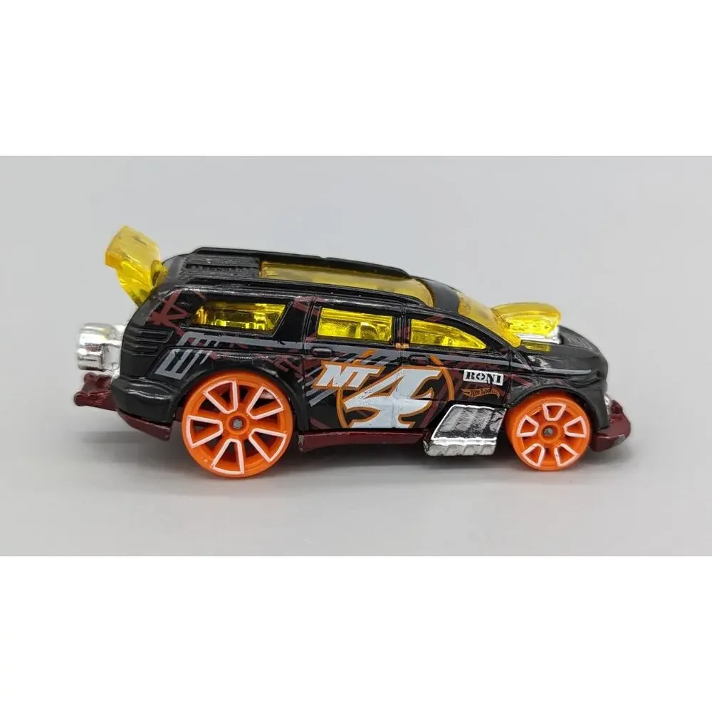 Mattel 2014 Hot Wheels Black Red Orange Nitro Tailgator 1:64 Diecast Car